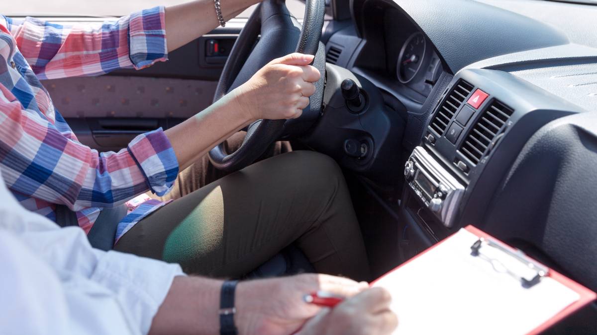 Are Package Deals Better Than Hourly Driving Lesson Prices